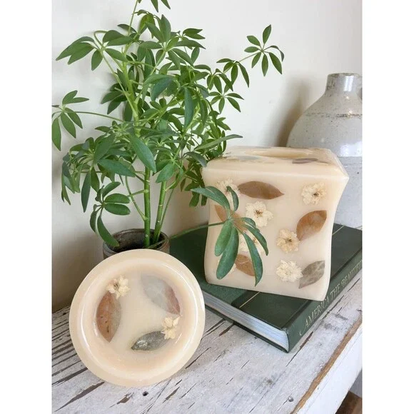 Vintage Cream Acrylic Dried Flowers Tissue Box & Soap Dish Bathroom Set / Retro - Picture 7 of 9